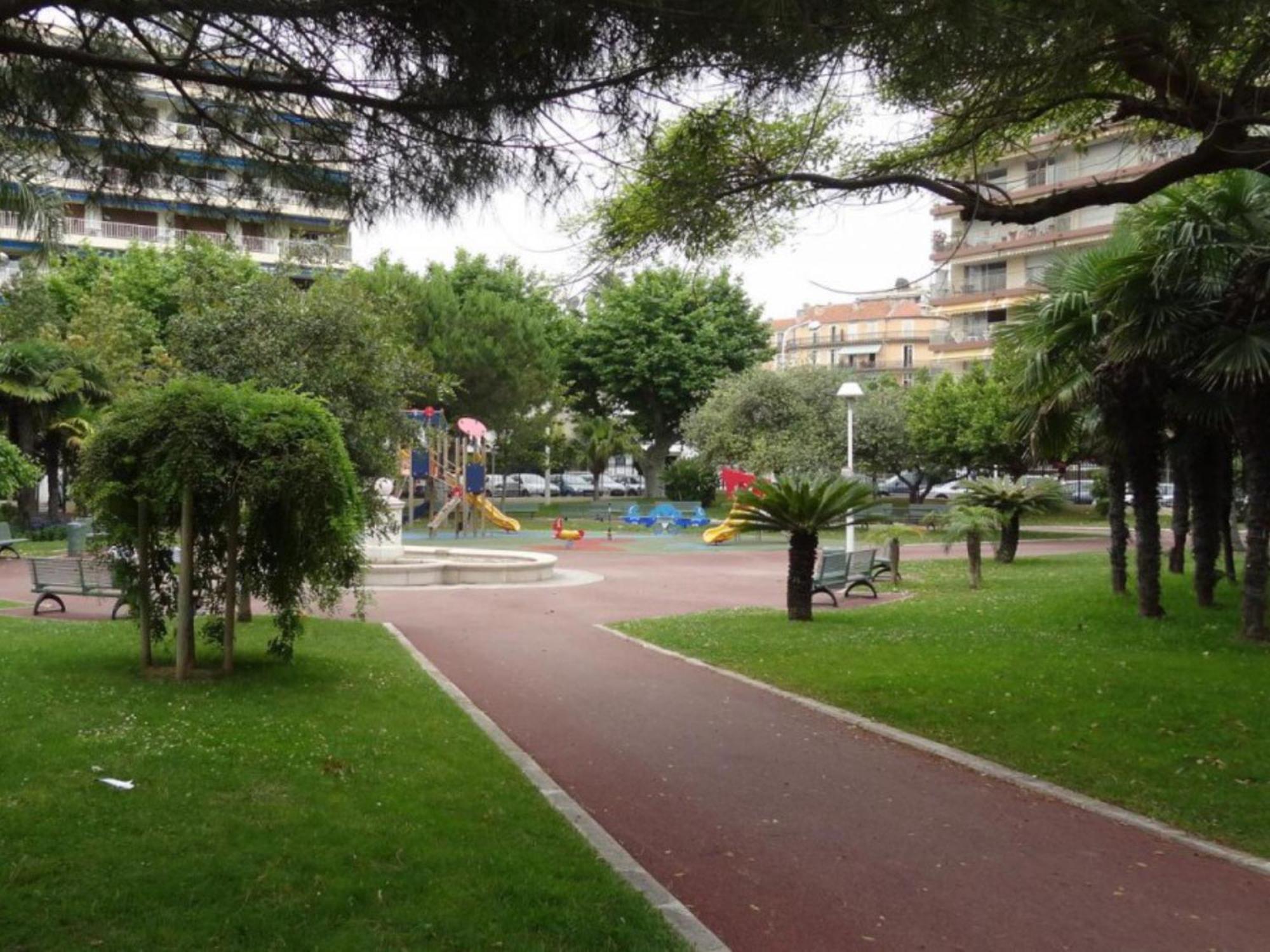 Appartement 2P Avec Piscine A 150 M Plage Proche Palais คานส์ ภายนอก รูปภาพ